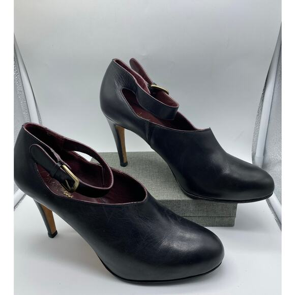 Cole Haan Women 10 Black Leather‎ Ankle Strap Stiletto Booties - Picture 1 of 9